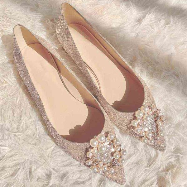 Женские свадебные туфли с жемчужными бусинами и цветком, роскошные золотые/серебряные блестящие туфли на плоской подошве 34–44, туфли для невесты большого размера с острым носком Chaussure Femme