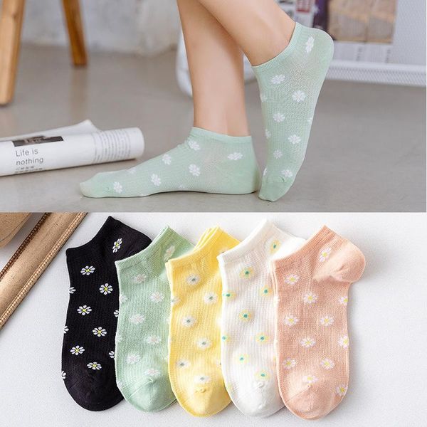 

new small fresh chrysanthemum socks spring and summer breathable thin cotton socks women cargo ship, Black;white