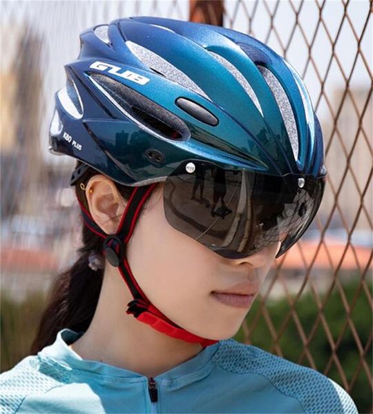 

bicycle with goggles and glasses one-piece mountain road bike riding helmet men and women helmet equipment