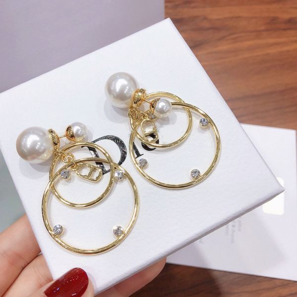 

design jewelry earrings / letter size pearl 2021 new fashion net red same earrings copper silver needle 5dyi, Golden