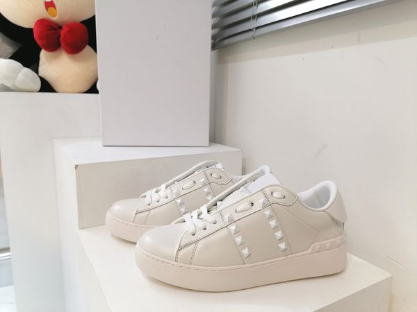 

casual rivets solid color flat luxury shoes brand design, Black