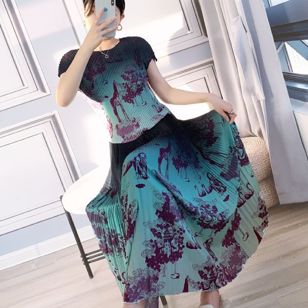 

2021 new pleats plus size clothes printed short sleeve t-shirt skirt and two piece summer rvnq, White