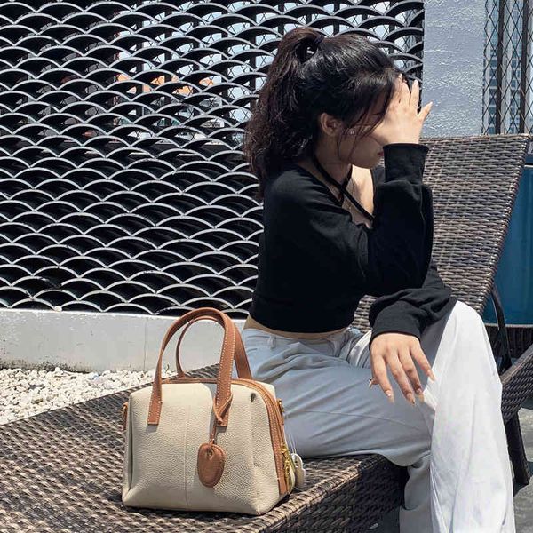 

handbagsbag women's new 2021 first layer cowhide single shoulder messenger bag hand fashionable simple leather, Silver