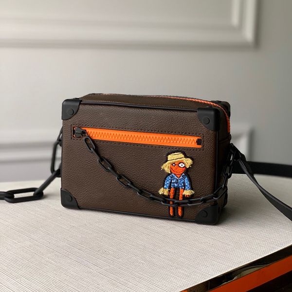 

luxurys designers crossbody bags handbags fashion womens leather cartoon doll series lady trunk box mini shoulder bagpurses h13