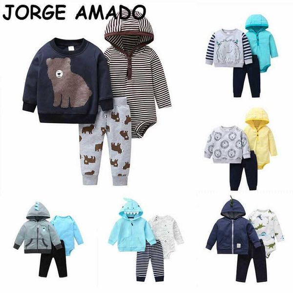 Set di vestiti per neonata Completo da ragazzo Cartoon Stripe Pagliaccetto lungo a maniche corte + Felpe con cappuccio Cappotto + Pantaloni Set 3 pezzi E29296 210610