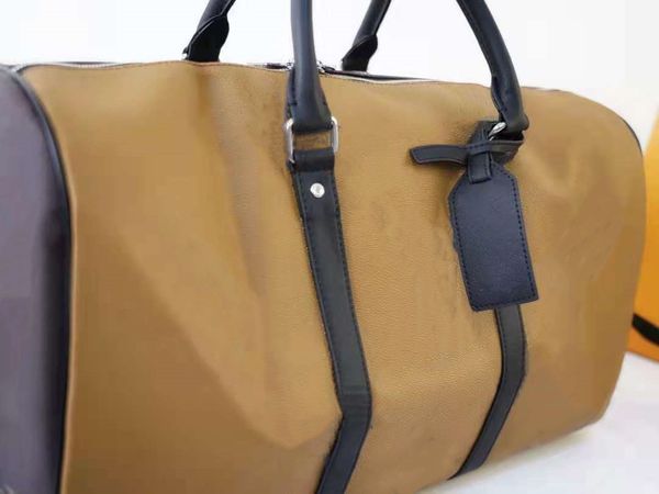 

2023 luxury fashion men women travel bags brand designer luggage waterproof handbags with lock large capacity sport bag