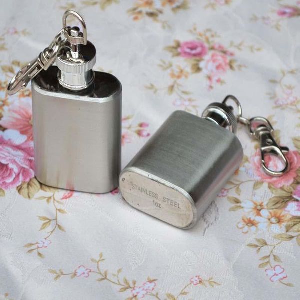 

hip flasks portable 1oz mini stainless steel flask alcohol flagon with keychain accessories