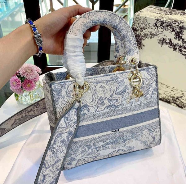 

bags 21ss body women's cross designer handbag with classic lettered diagonal crossover shoulder bag women wallet