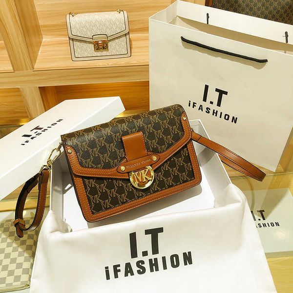 

mic bags small hand studded hobo wallets