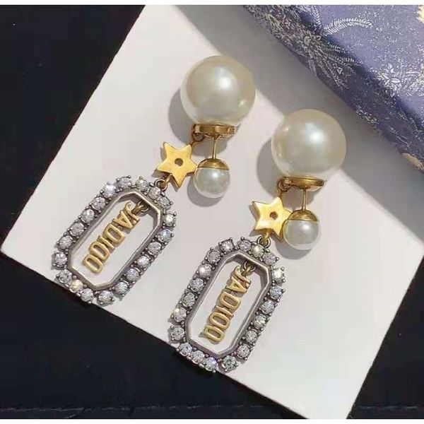 

70% off outlet online classic silver needle letter earrings, Golden