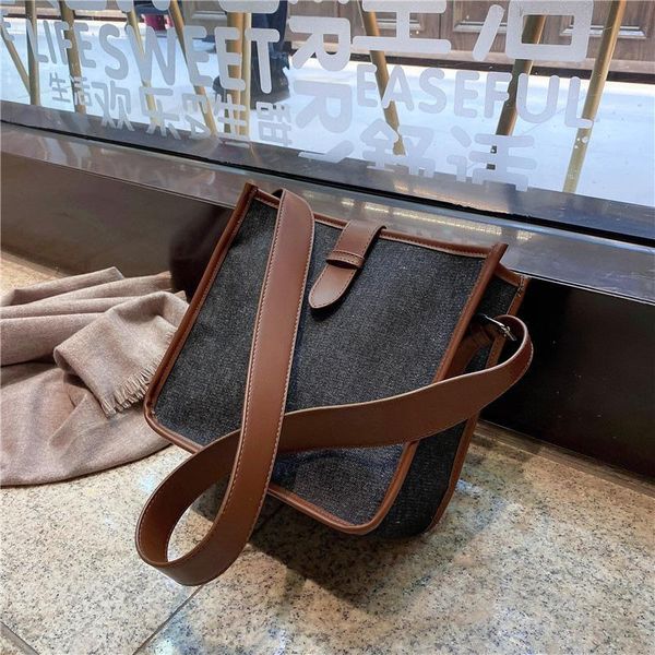 

new big bag luxury fashion capacity 2021 bags messenger korean shoulder simple female bucket bag large fksic, Red;black
