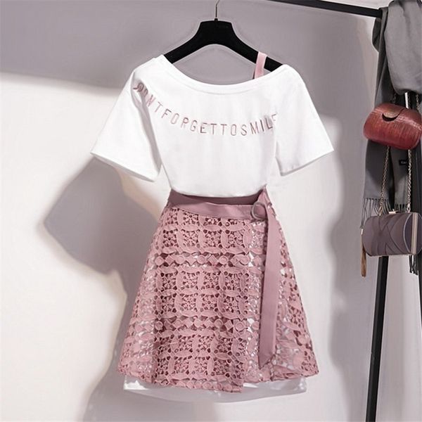 

spring summer women fashion 2 piece suit slash collar off shoulder long t shirt & hollow out lace skirt suits skirts set 210525, White