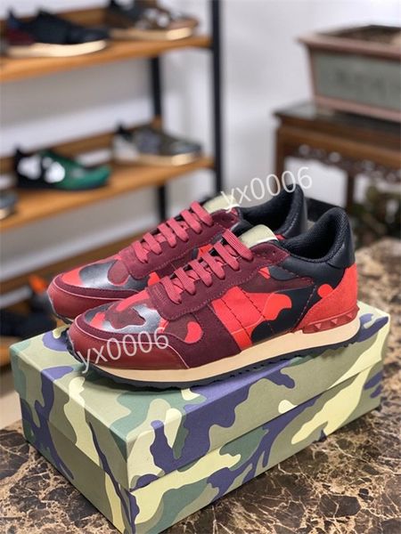 

designer camouflage sneaker womens mens rivet shoes studded flats mesh camo suede leather casual trainers xg210705, Red;white