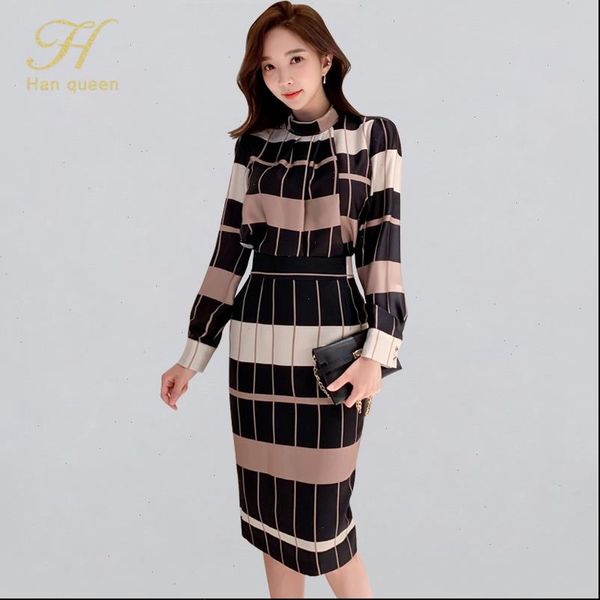 

new 2 pieces set women 2021 winter print plaid geometric shirts blouses and high waist sheath pencil bodycon skirts, Gray