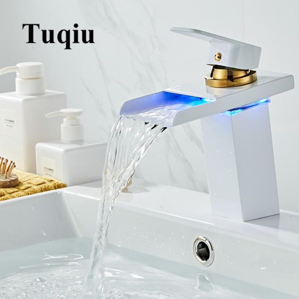 

2021 new led cachoeira de bronze branco e ouro da bacia. torneira misturadora do banheiro deck montado bacia gy97