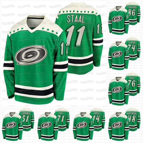 

carolina hurricanes 2021 st patricks day david ayres jersey sebastian aho williams hamilton vatanen skjei svechnikov niederreiter staal, Black;red