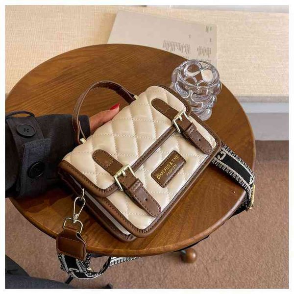 

bag2022 factory wholesale new lingge embroidered line small square bag autumn and winter new french wide shoulder belt single fashion simple