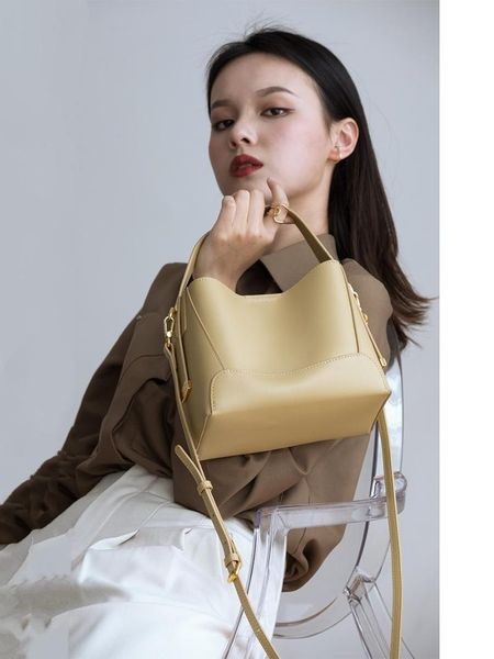 

evening bags fashion retro bucket bag genuine leather women messenger soft hand handbag