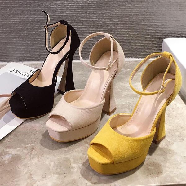 

2021 summer concise women stripper high heels prom sandals yellow platform hoof heels sandals new style plus size female shoes, Black