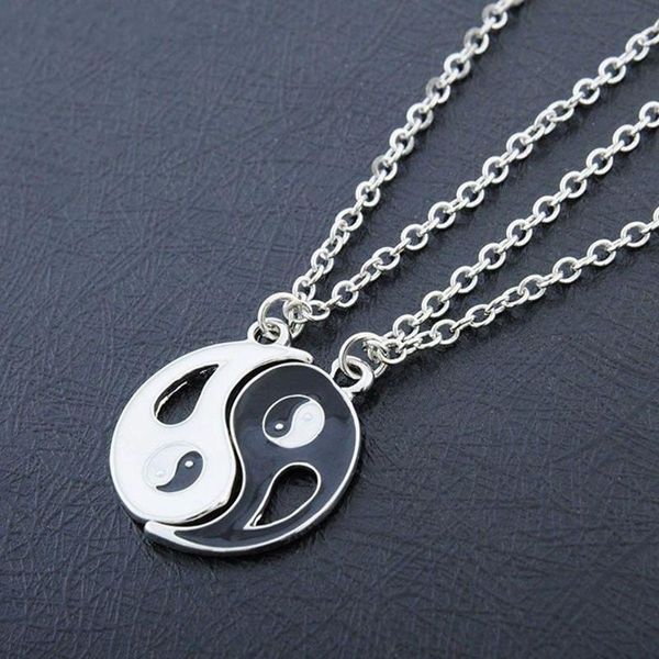 Anhänger Halsketten 2 teile/satz Tai Chi Legierung Yin Yang Schwarz Weiß Puzzle Stück Halskette Geburtstag Schmuck Geschenk für Paar Freund