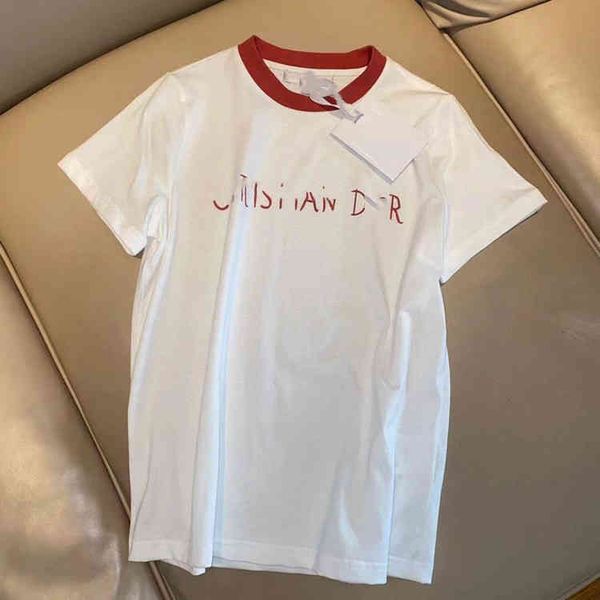 

2022 factory wholesale new t-shirt female summer product honey bee round neck color matching simple fashion creative short sleeve skin frien, White