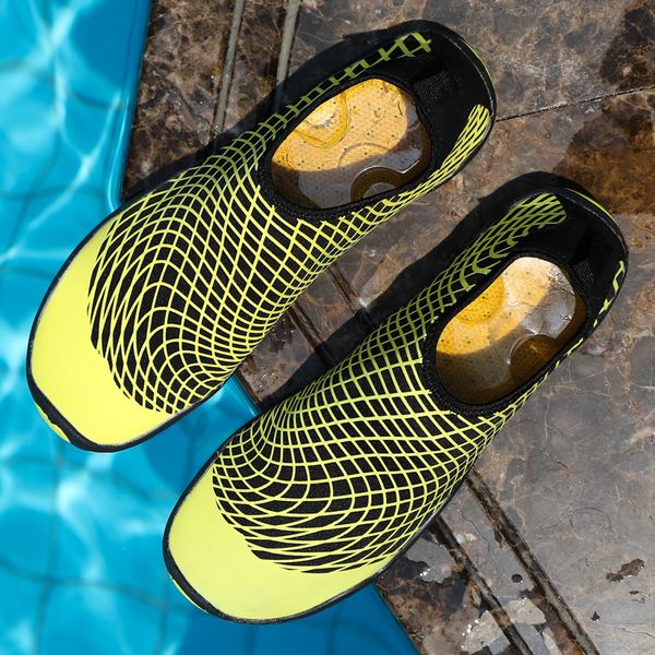 

sneakers new men water shoes aqua men barefoot outdoor beach sandals upstream aqua shoes quick dry river sea diving swimming, Black