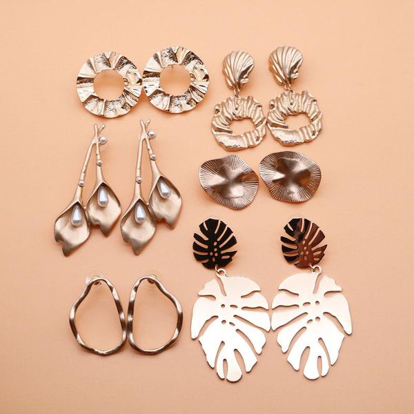 

stud hammered earring hollow matte-metal pendant-earring, Golden;silver