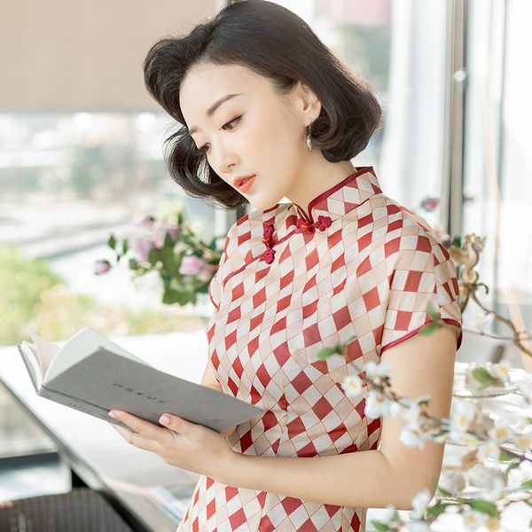 

ethnic clothing dress party * 2021 meter young style restoring ancient ways is red plaid short-sleeved chiffon improved cheongsam