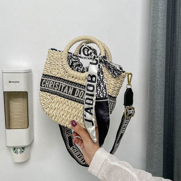 

handbag straw summer new beach vegetable basket hand women's large capacity messenger bag