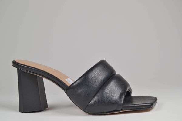 

7 cm heel spongy and soft material comfortable sole quality workmanship, Black