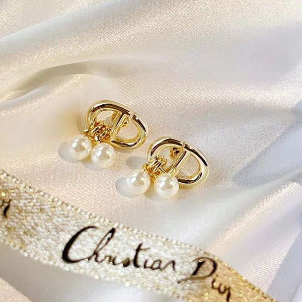 

design jewelry earrings / fashion letter pearl korean temperament net red versatile earrings koh0, Golden