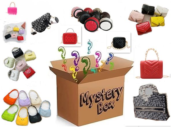 Mystery Box Random Children Hand Bag Messenger Bags Wallet Mini Tote Birthday Surprise Favors More Gifts Designer 5Style Wholesale