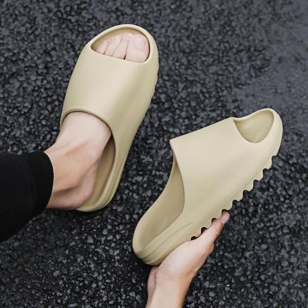 Pantofole WEH Slides Men 2021 Fashion Summer Rubber For Soft Outside Mens Slipper Beach Shoes Open Toe Sandals Women