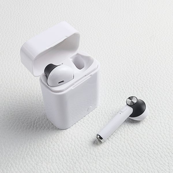 

d012 bluetooth 5.0 mini bluetooth earphones stereo bass wireless headset earbuds with mic charging box for sport