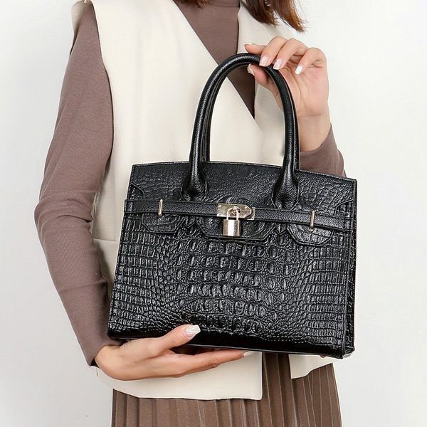 

lotong special volume leather women's bag 2021 luxurious new crocodile high-end atmosphere handbag