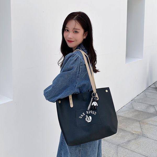 

bag female large capacity 2021 new fashion college student class messenger handbag versatile commuter backpack