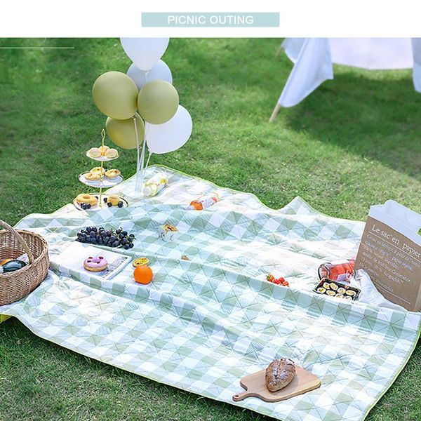 

outdoor pads 150*200cm oxford cloth picnic mat portable waterproof mountain climbing beach blanket multi-person