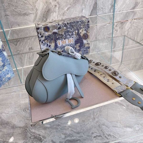 

d di ce 2021 casual fashion leather one shoulder messenger bag baby star same saddle bag zly bags