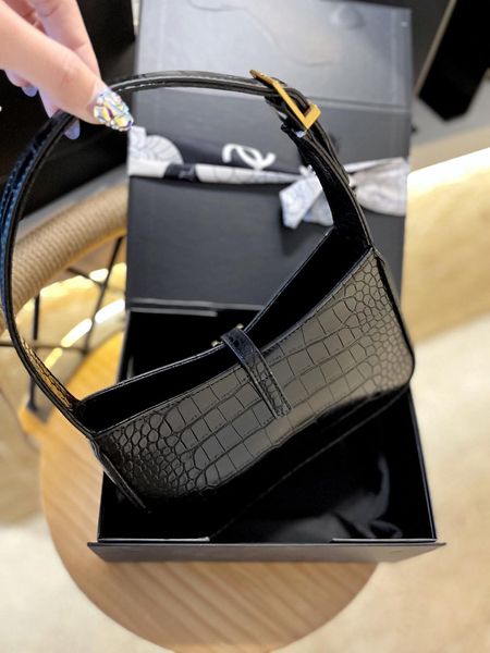 

fashion y letter metal hook lock hobo bag classic designer crossbody luxury crocodile leather lady wallet underarm bags adjustable strap sho
