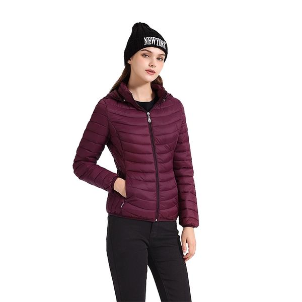 Mulheres de inverno santelon quente casaco acolchoado casaco magro parka curta parque ao ar livre ultraleve esporte outwear loja portátil em um saco 211007