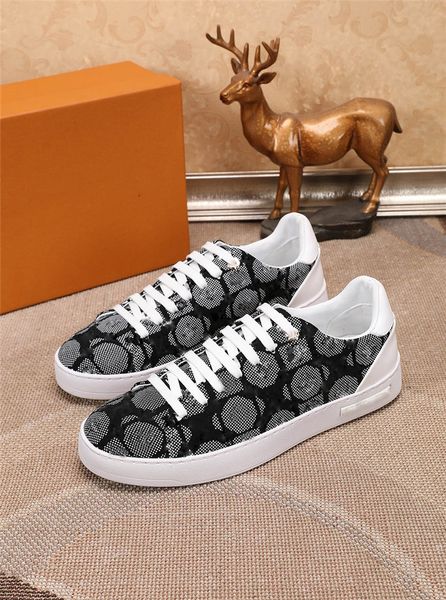

luxury designer casual shoes rivoli luxembourg calf-leather supple rubber outsole mens iridescent textile pink black trainers with box