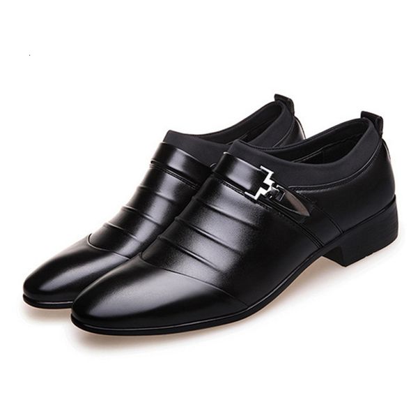 

new slip of british men chapped leather pointed to dressed in business marriage oxfords formal shoes for male 2021 775 rfbl, Black