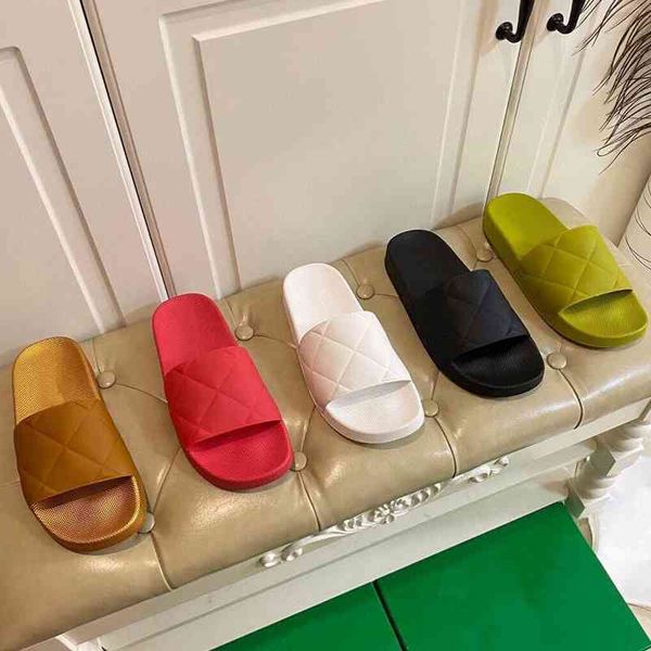 

rhombic embossing trend one line open toe slippers for outdoor lovers, Black