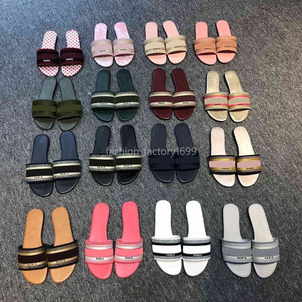 

2021 luxury designer slippers women sandals denim ladies summer flat outdoor beach rainbow fashion flops striped leather flowers zlh, Black