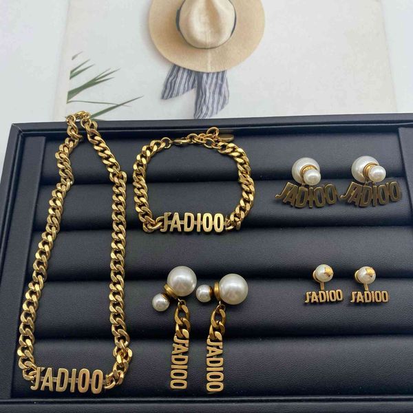 

letter neck chain choker necklace female family personality light luxury temperament net red pearl earrings, Golden;silver