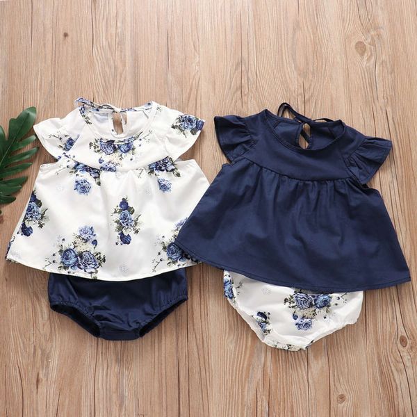 

summer girl's small flying sve children's pleated skirt + floral shorts suit, White