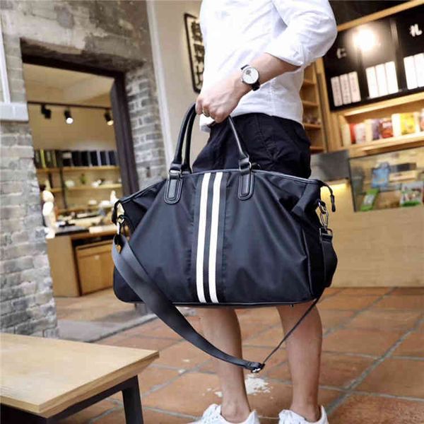 

large capacity travel bag 2021 fashion practical wear-resistant luggage reflective belt single shoulder messenger portable fitness, Blue;pink