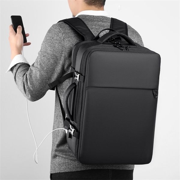 

straight backpack business commuter leisure outdoor travel