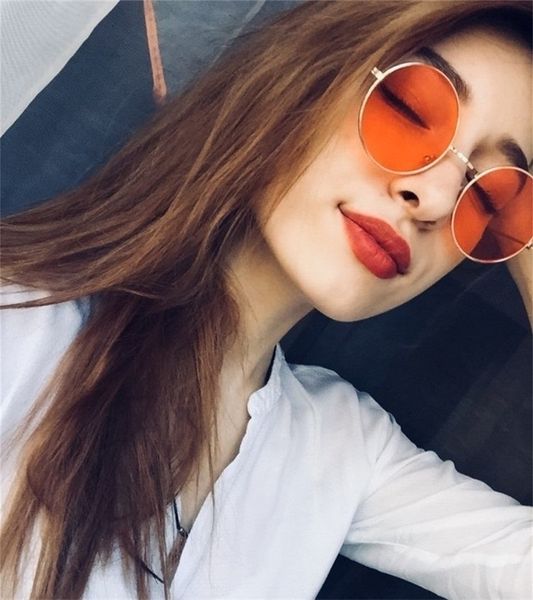 

2020 retro round pink sunglasses women brand designer sunglasses for women alloy mirrors women's eyes de sol black glasses wholesale, White;black