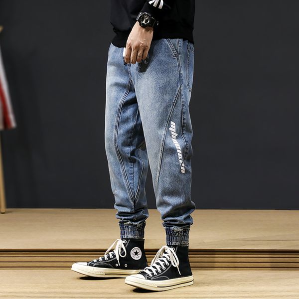 

2021 new fashion streetwear light blue loose fit spliced designer cargo pants wide leg trousers hip hop harem jeans men joggers chdi